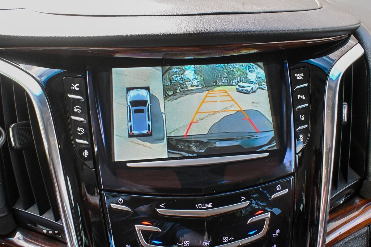 Used 2015 Cadillac Escalade Premium AWD/4WD image 15