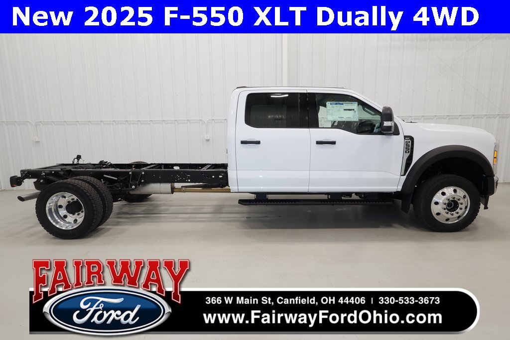 New 2025 Ford F550 4x4 Crew Cab w/ XLT Value Package