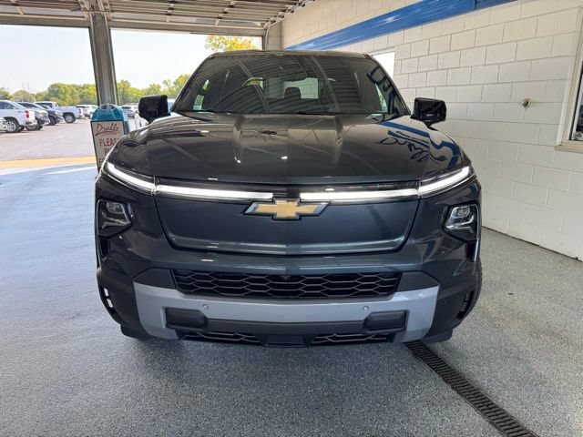 New 2026 Chevrolet Silverado EV LT AWD/4WD image 3