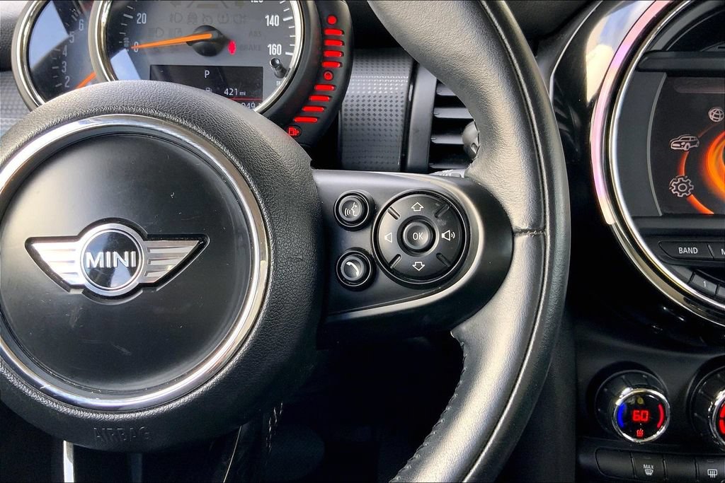 Used 2017 MINI Cooper 4-Door Hardtop FWD image 17