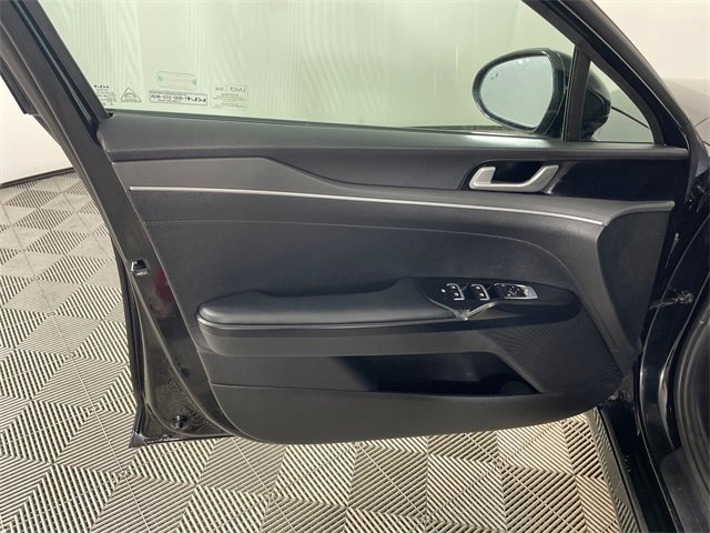 Used 2022 Kia K5 GT-Line w/ GT-Line FWD Premium Package image 18