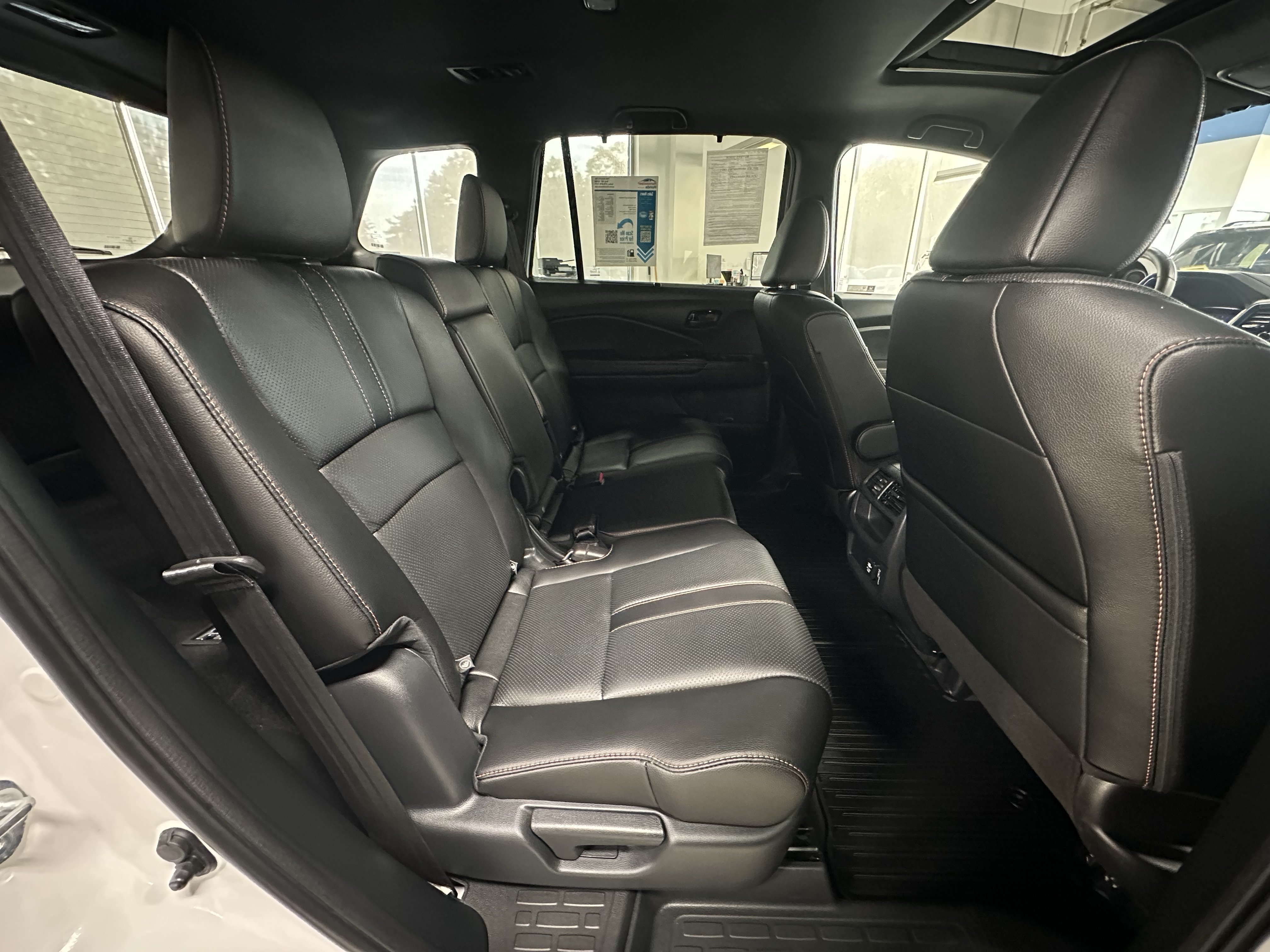 Used 2023 Honda Passport TrailSport image 26