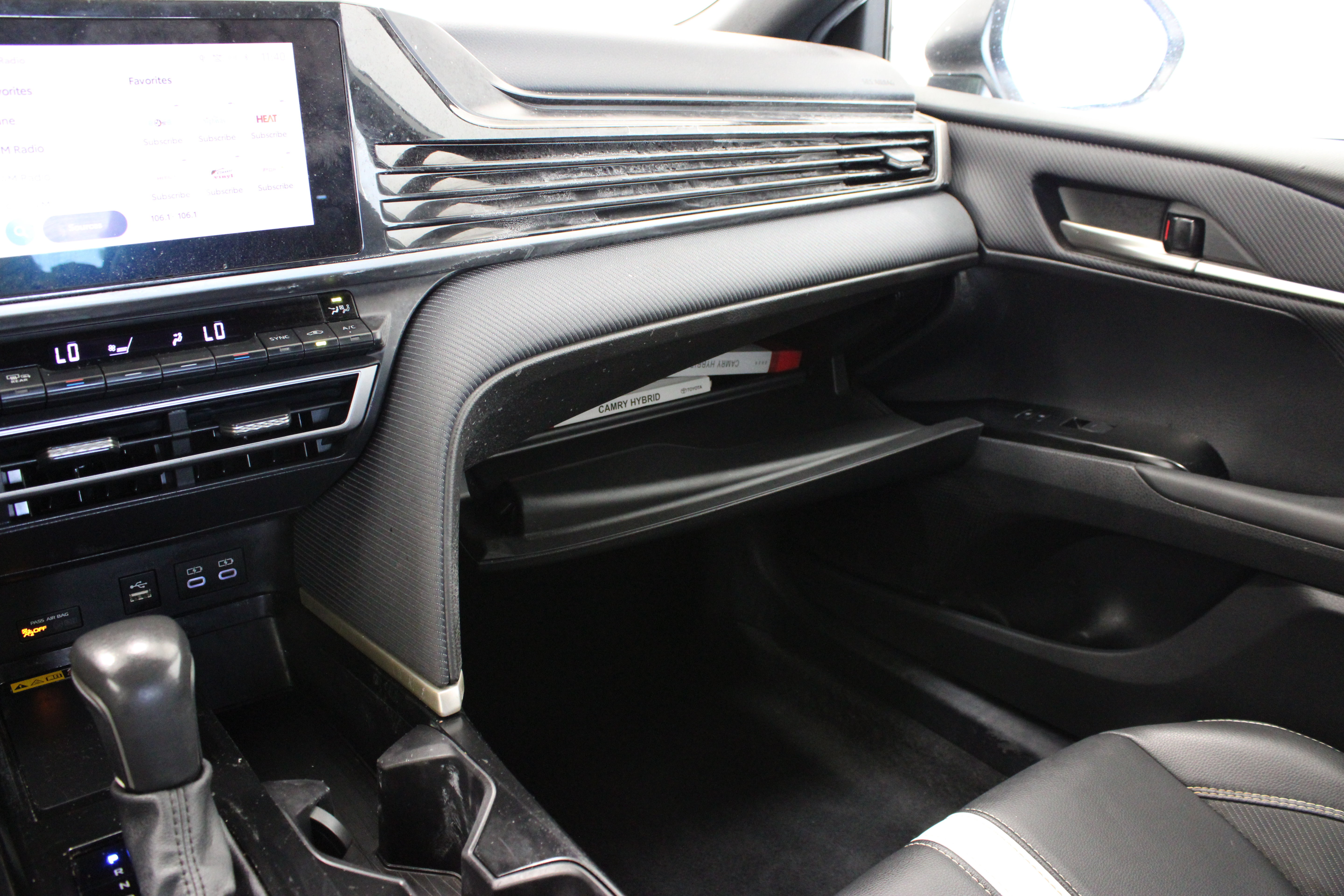 Certified 2025 Toyota Camry SE FWD image 23