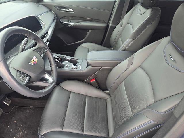 Used 2025 Cadillac XT4 Sport FWD image 21