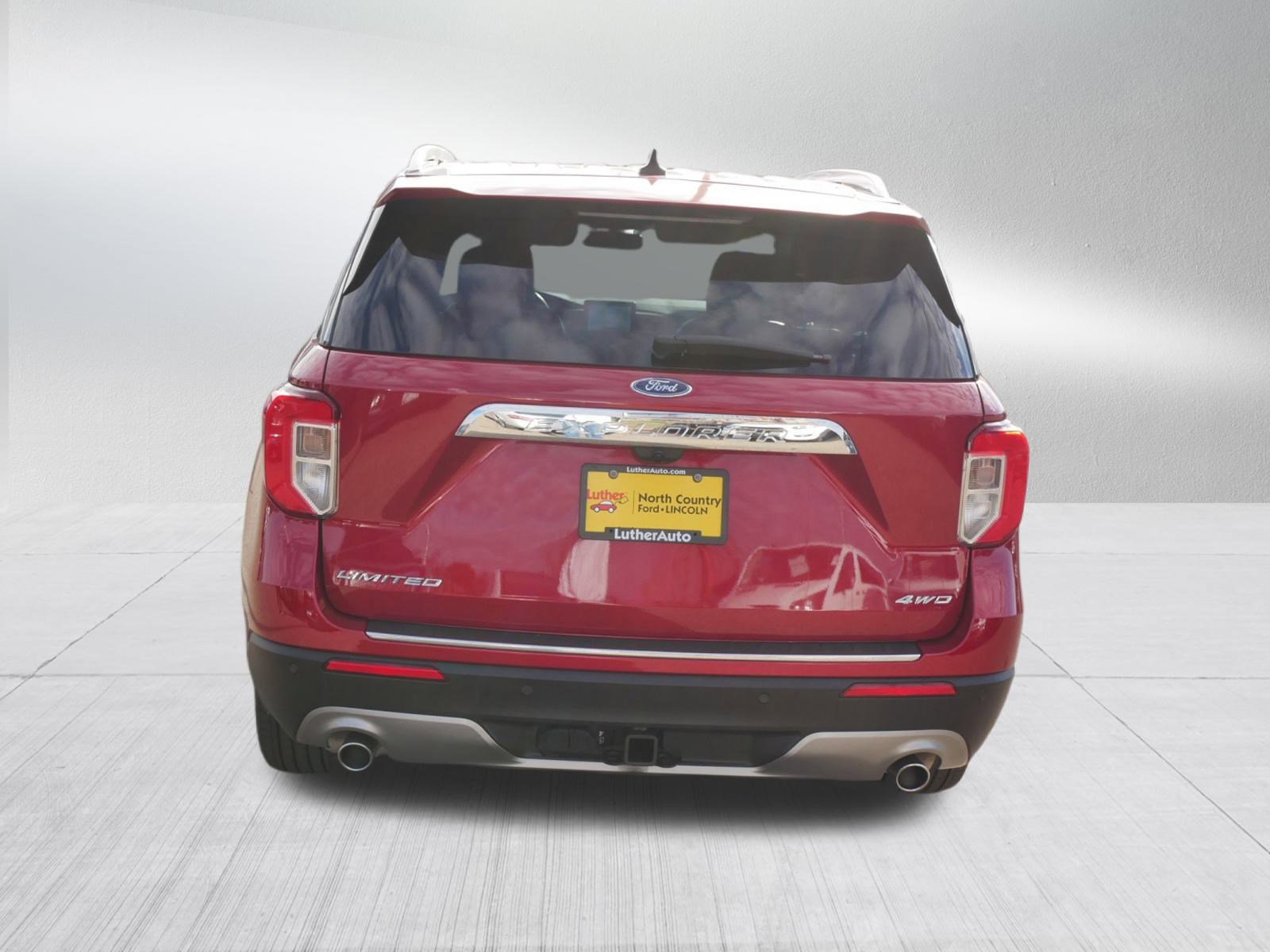 Certified 2022 Ford Explorer Limited w/ Equipment Group 301A image 6