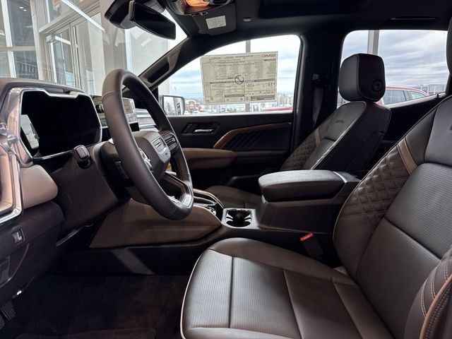 New 2026 GMC Canyon Denali AWD/4WD image 13