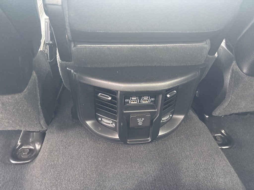 Used 2023 RAM 2500 Laramie AWD/4WD image 16