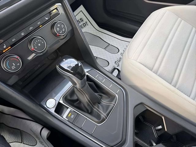 Used 2022 Volkswagen Tiguan S image 13