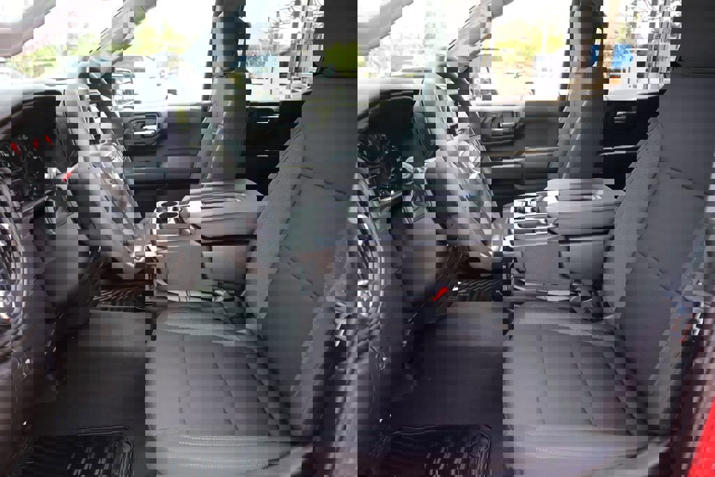 New 2025 GMC Sierra 1500 Pro w/ Graphite Edition image 16