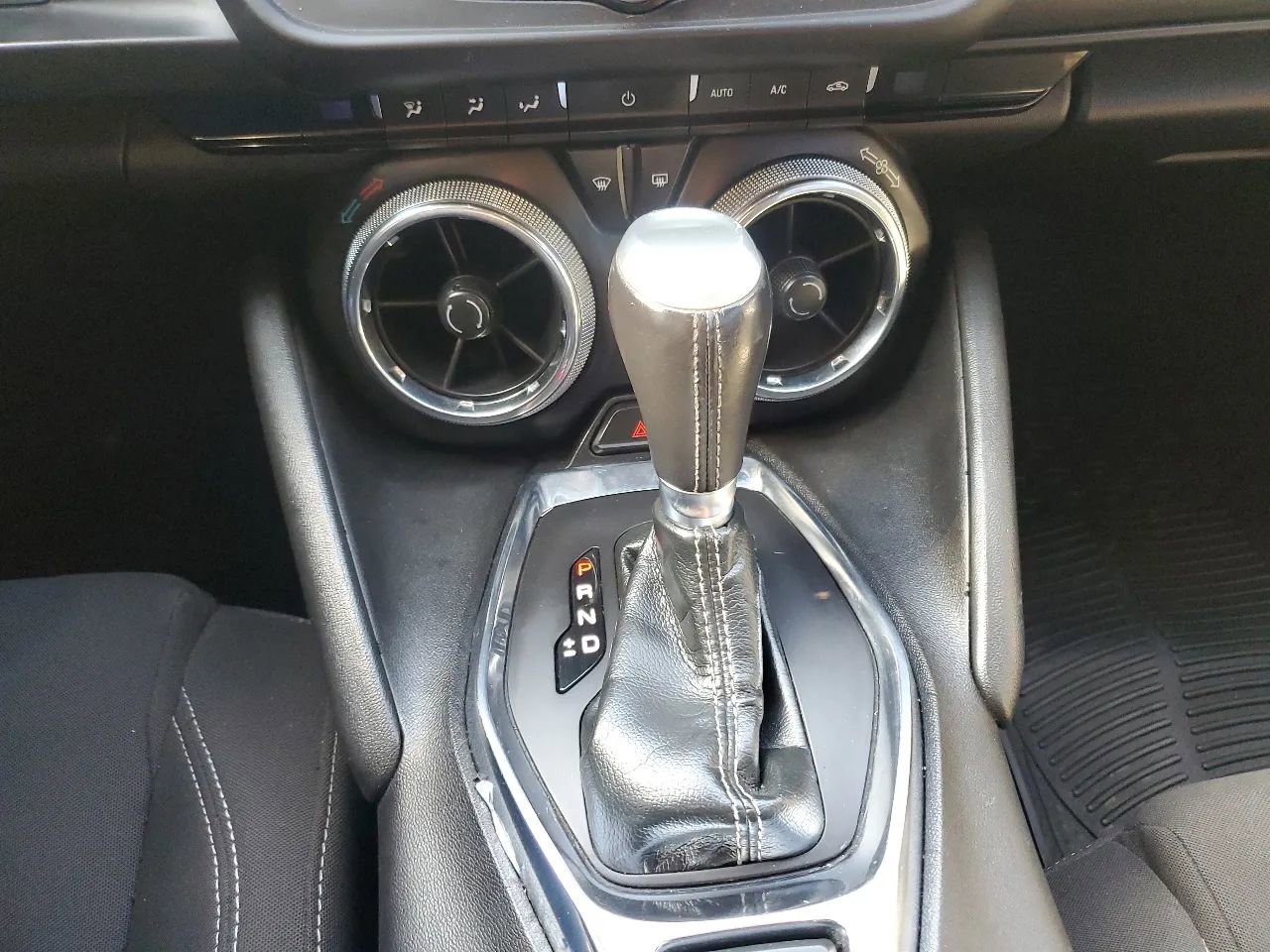 Used 2019 Chevrolet Camaro LT RWD image 21