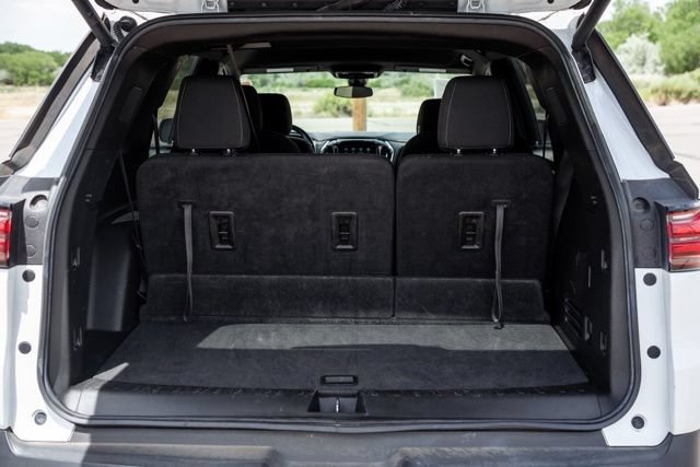 Used 2023 Chevrolet Traverse LT AWD/4WD image 9