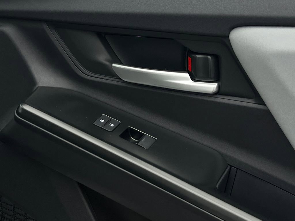 New 2026 Subaru Solterra image 10