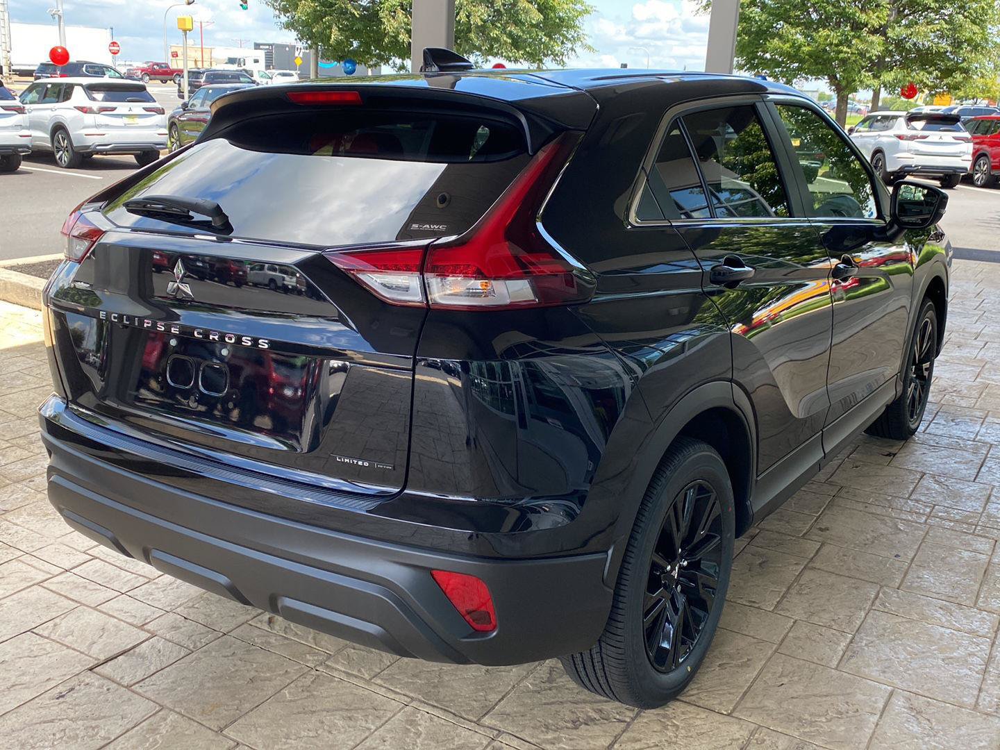 New 2026 Mitsubishi Eclipse Cross LE AWD/4WD image 7