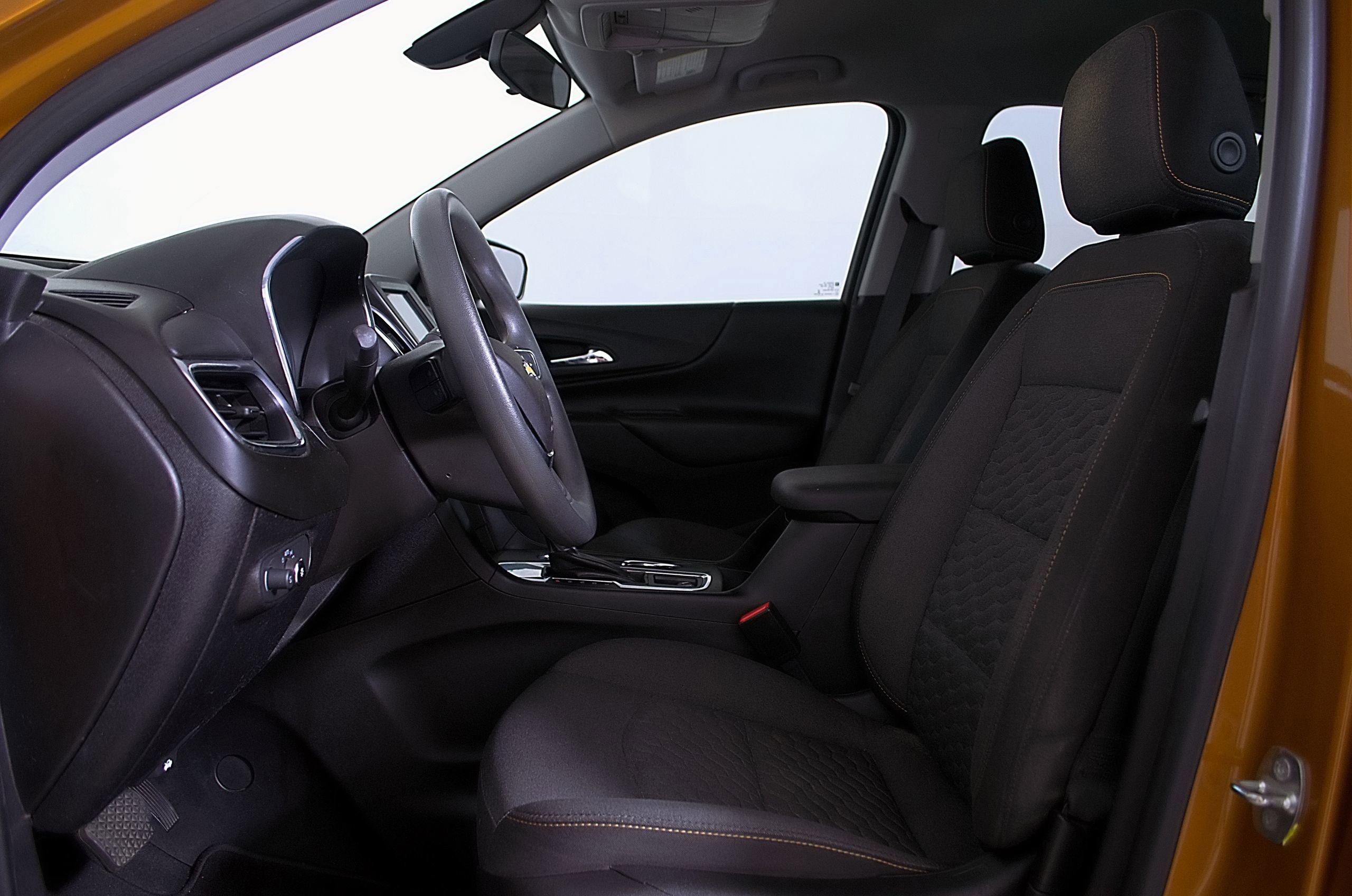 Used 2018 Chevrolet Equinox LT FWD image 14