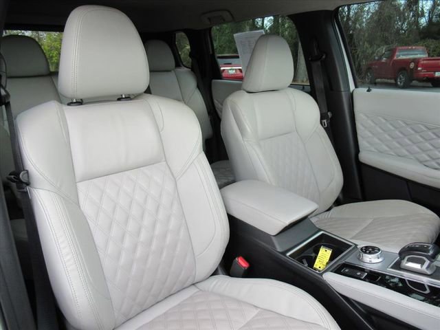 Used 2022 Mitsubishi Outlander SEL image 9