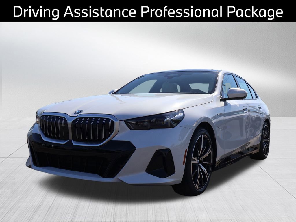 New 2026 BMW 550e xDrive AWD/4WD image 5