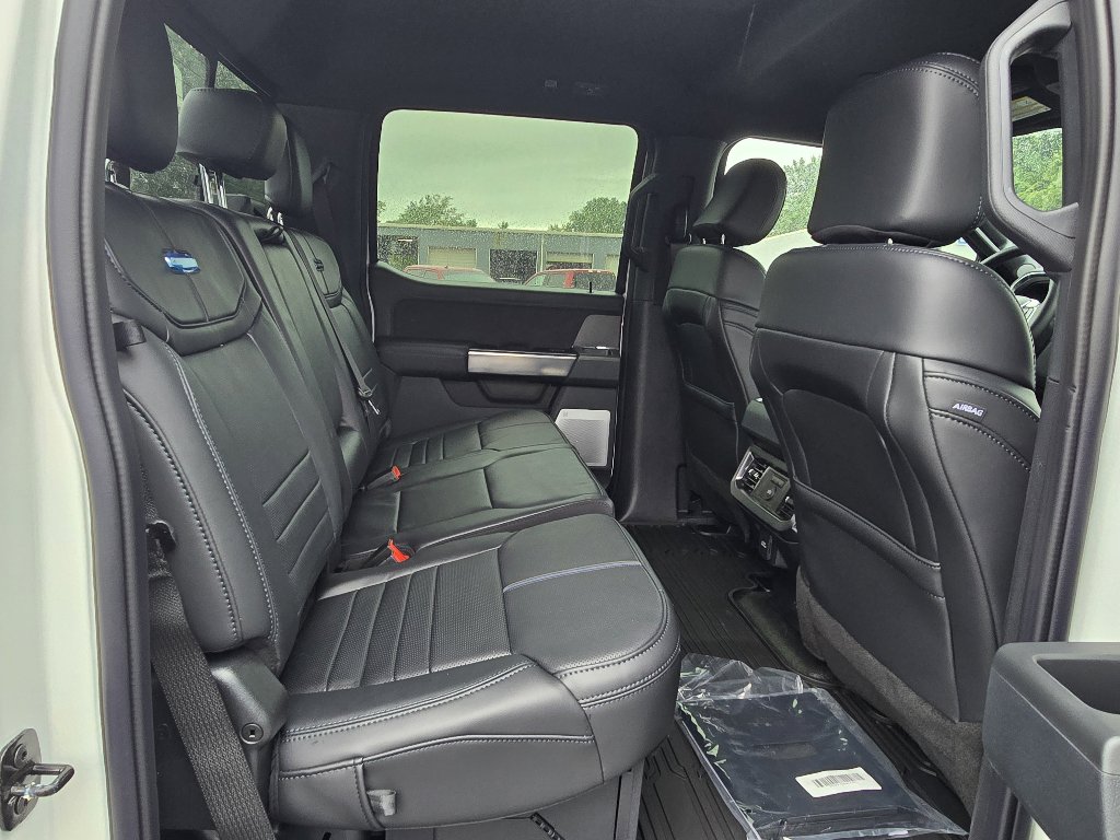 New 2025 Ford F250 Platinum w/ FX4 Off-Road Package image 12