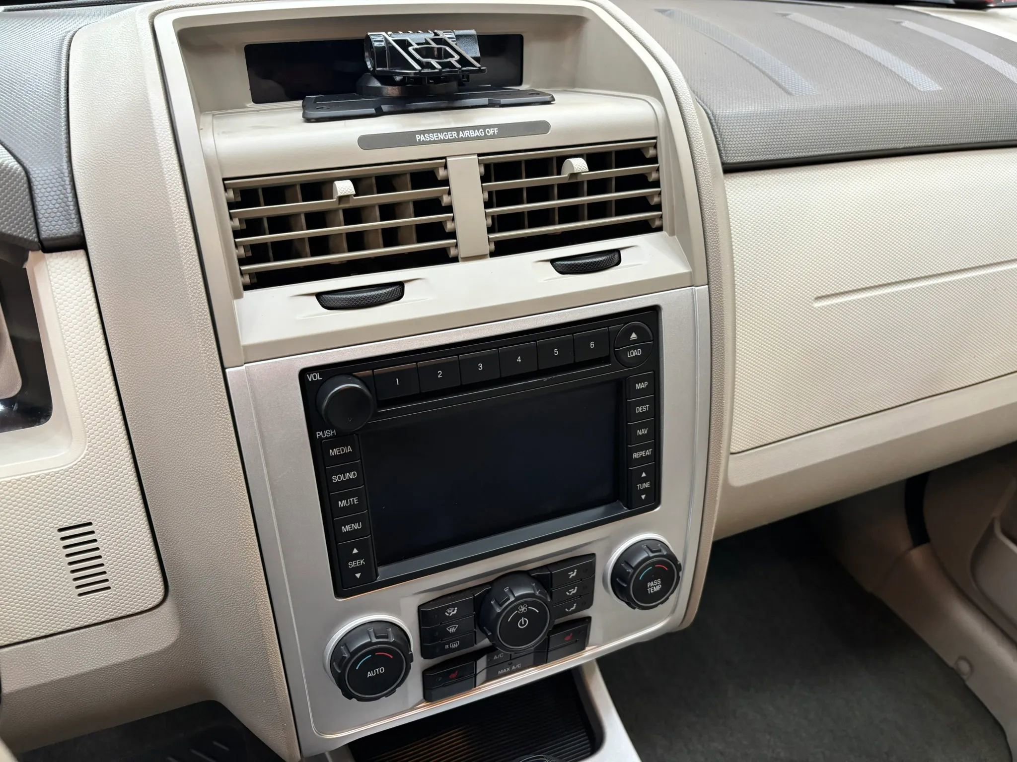 Used 2008 Mercury Mariner Premier image 19