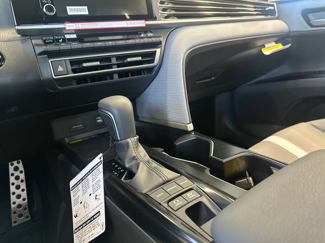 New 2026 Toyota Camry SE w/ Convenience Package FWD image 15
