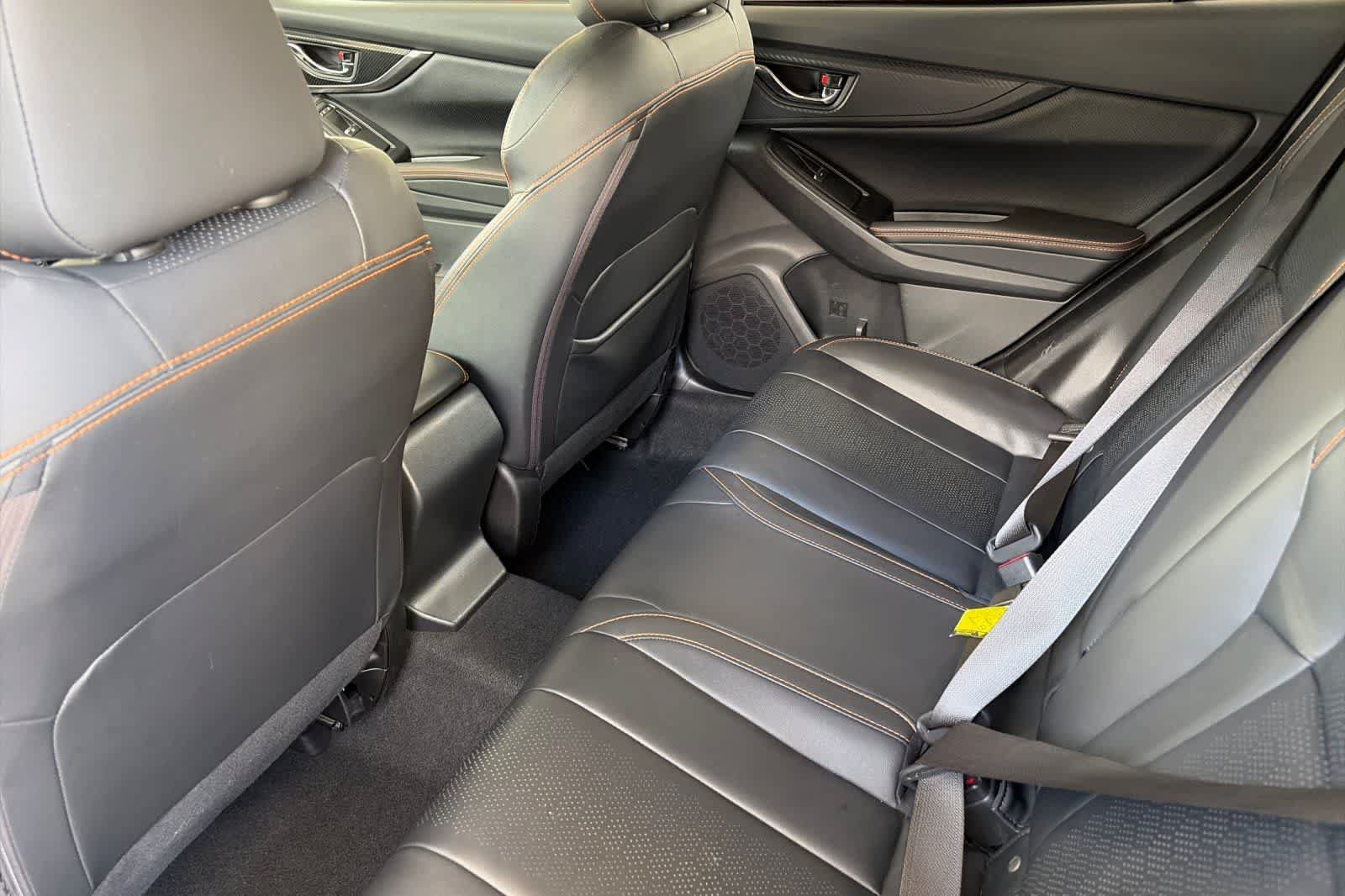 Used 2019 Subaru Crosstrek 2.0i Limited w/ Moonroof Package w/Navigation AWD/4WD image 4