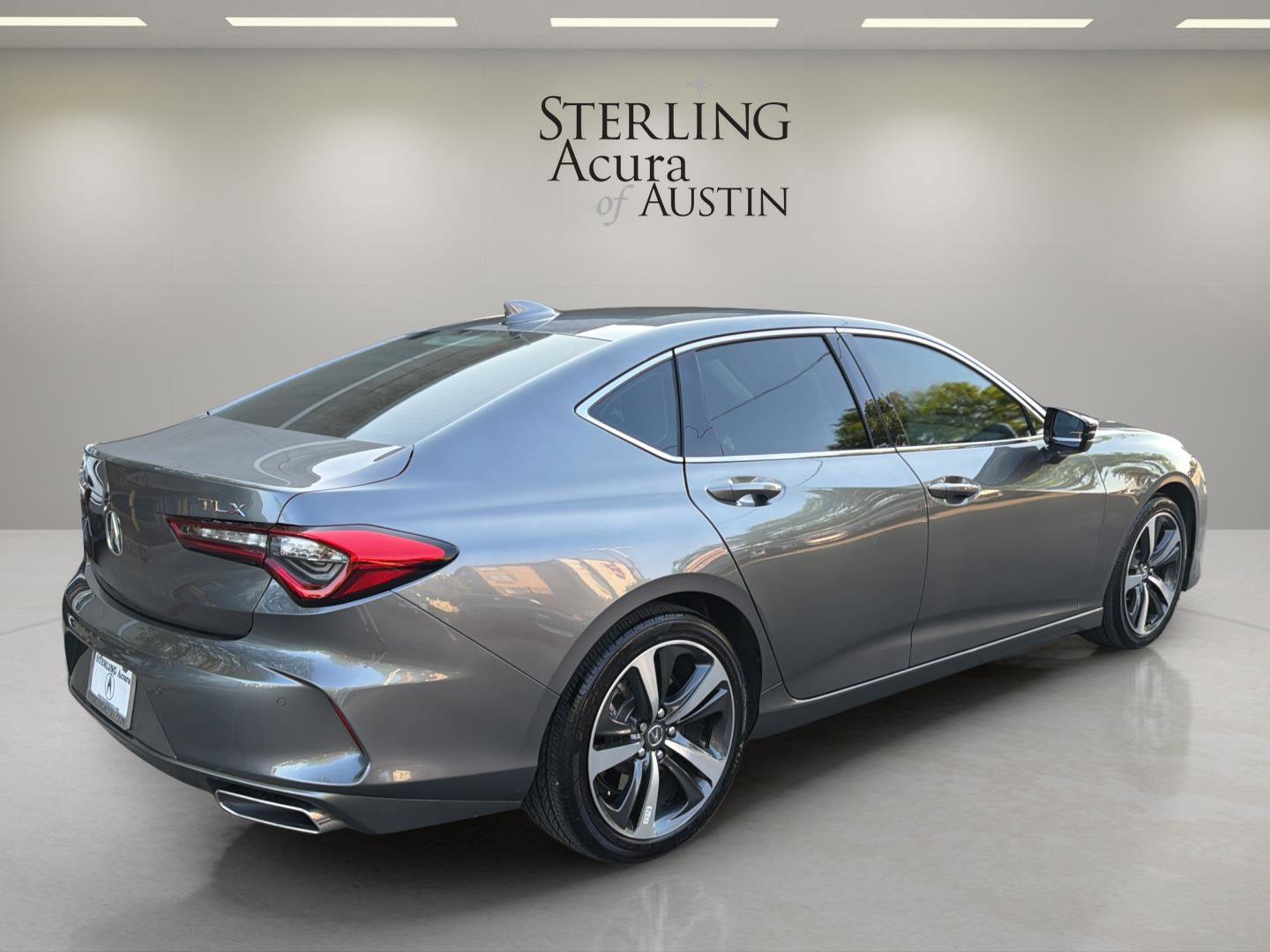 Used 2025 Acura TLX w/ Technology Package image 5