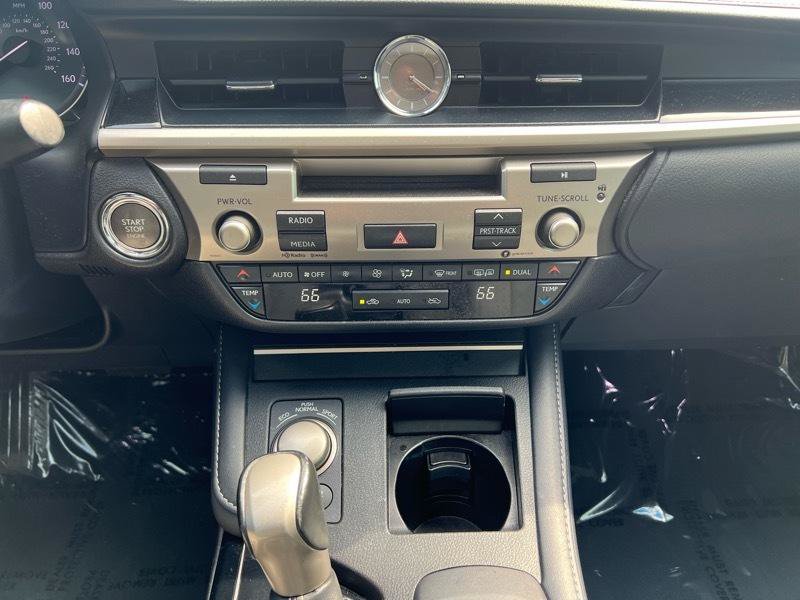 Used 2017 Lexus ES 350 FWD image 15