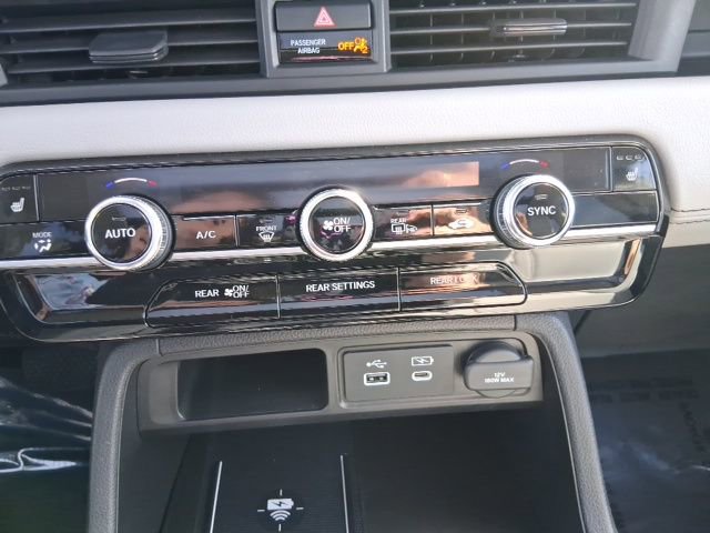 Used 2023 Honda Pilot Touring image 27