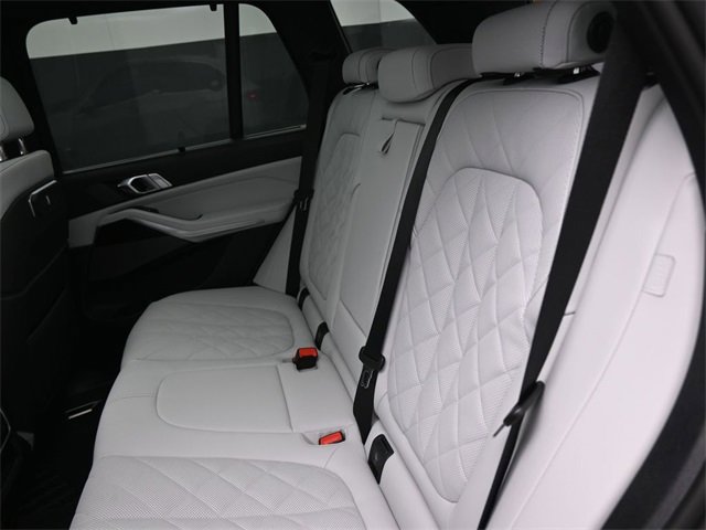Used 2026 BMW X5 xDrive40i w/ Climate Comfort Package image 14