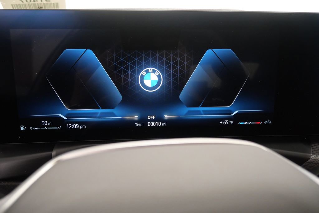 Used 2025 BMW 330i Sedan w/ Premium Package image 20