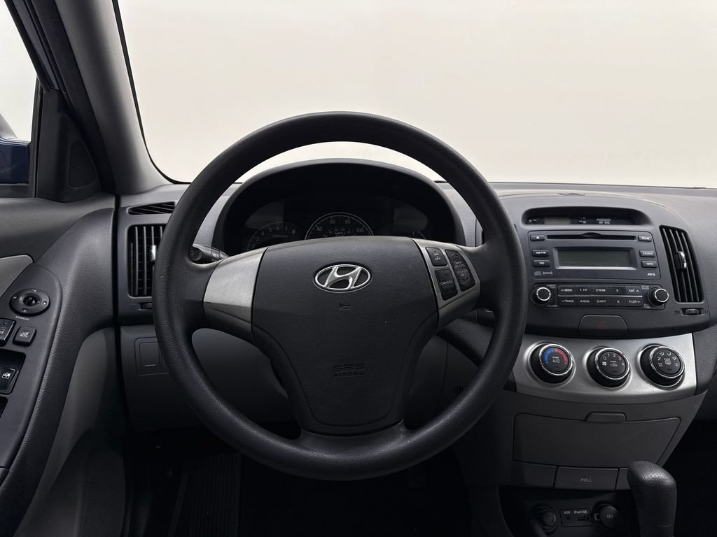 Used 2010 Hyundai Elantra GLS FWD image 15