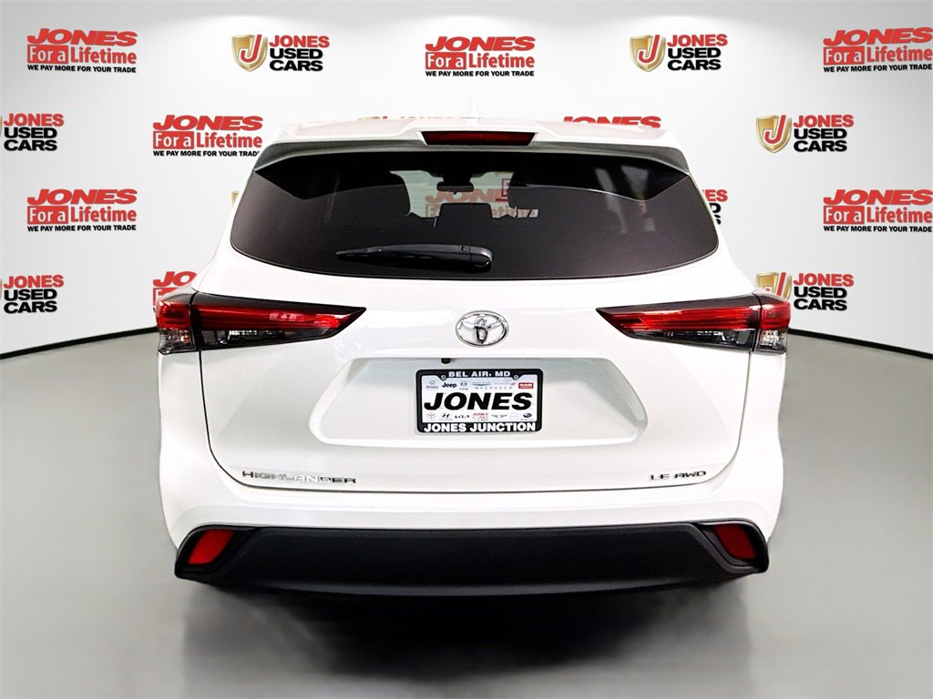 Certified 2020 Toyota Highlander LE image 17
