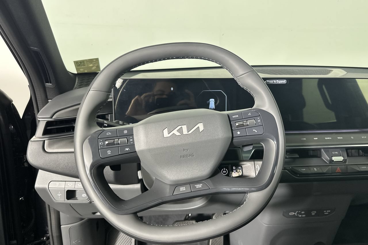New 2027 Kia EV9 Land AWD/4WD image 5