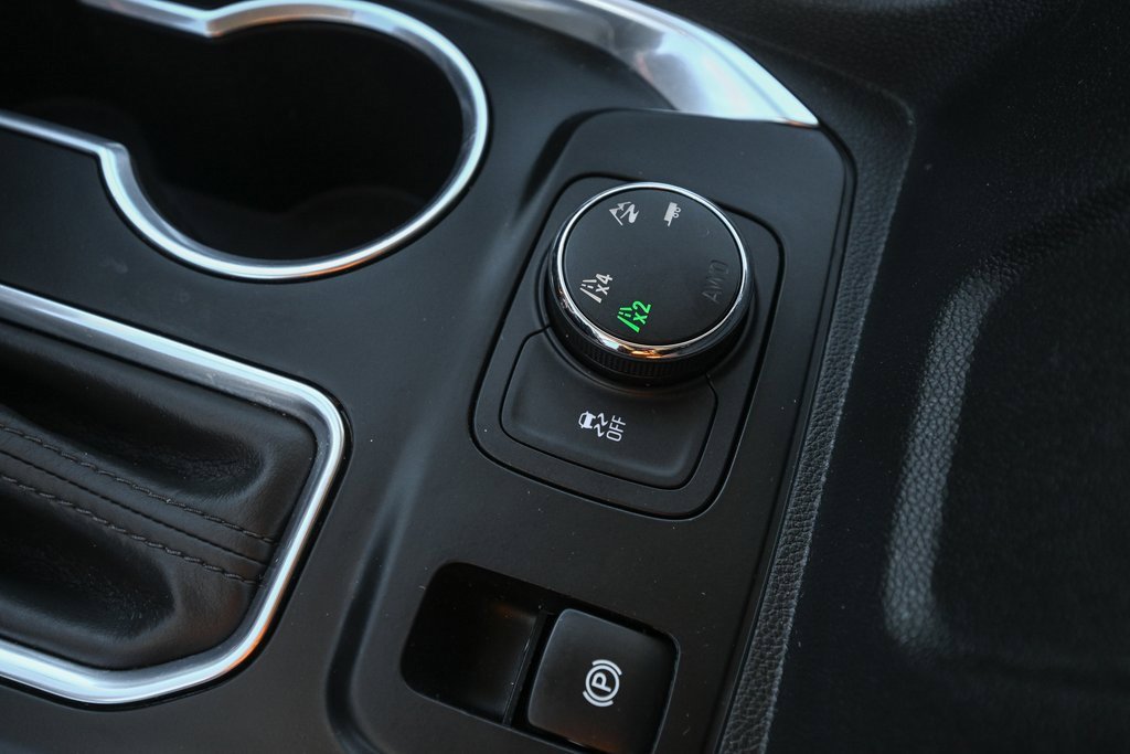 Used 2019 Chevrolet Traverse LT image 40