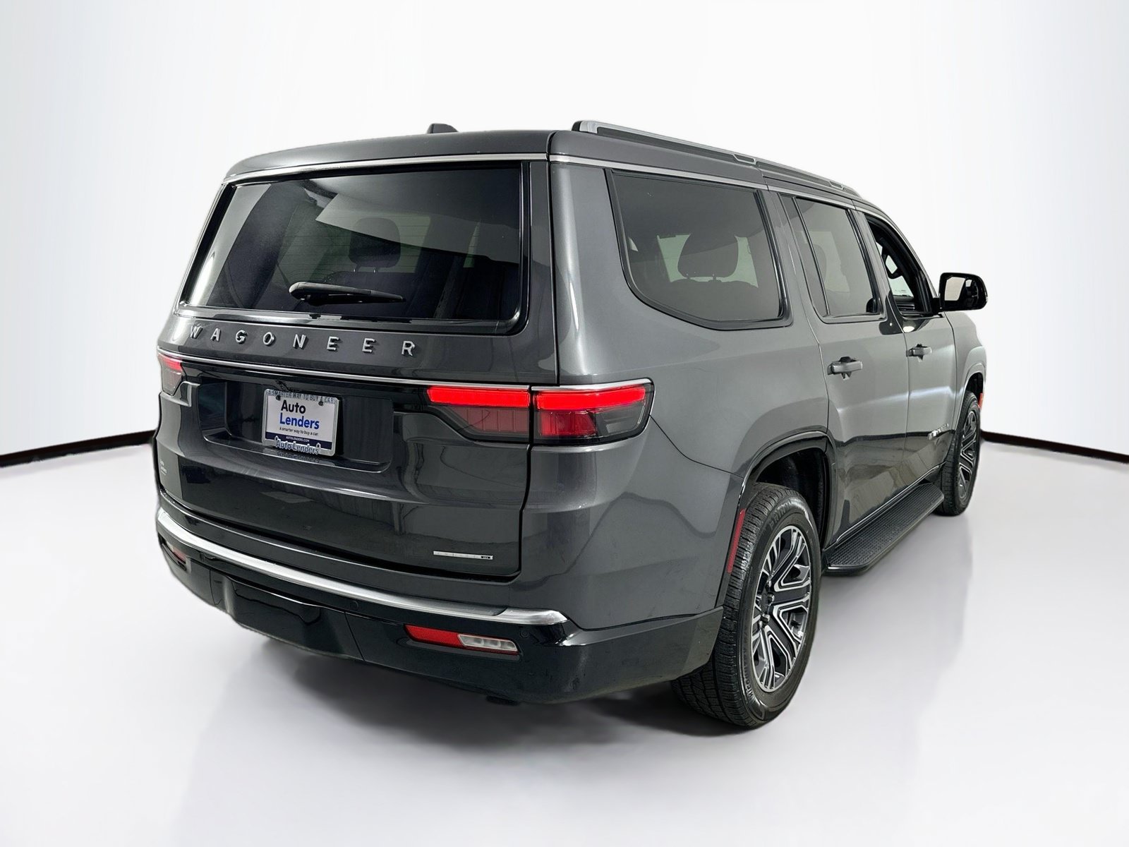 Used 2022 Jeep Wagoneer Series III w/ Flexible Seating Group RWD image 5