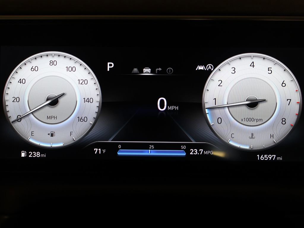 Certified 2023 Hyundai Tucson Limited AWD/4WD image 43