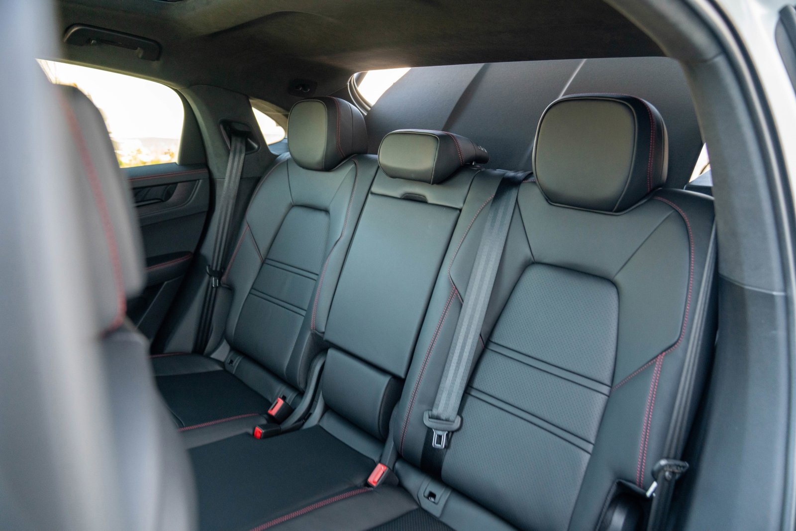 New 2026 Porsche Cayenne GTS AWD/4WD image 23