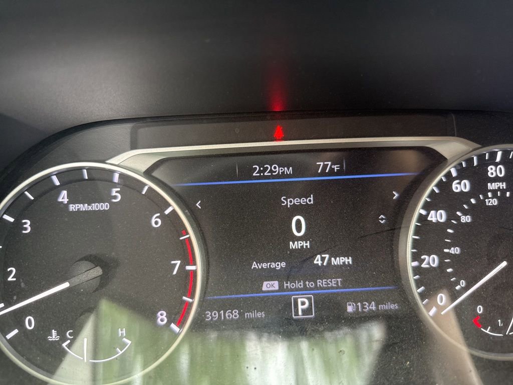 Used 2022 Nissan Sentra SR w/ Electronics Package FWD image 1