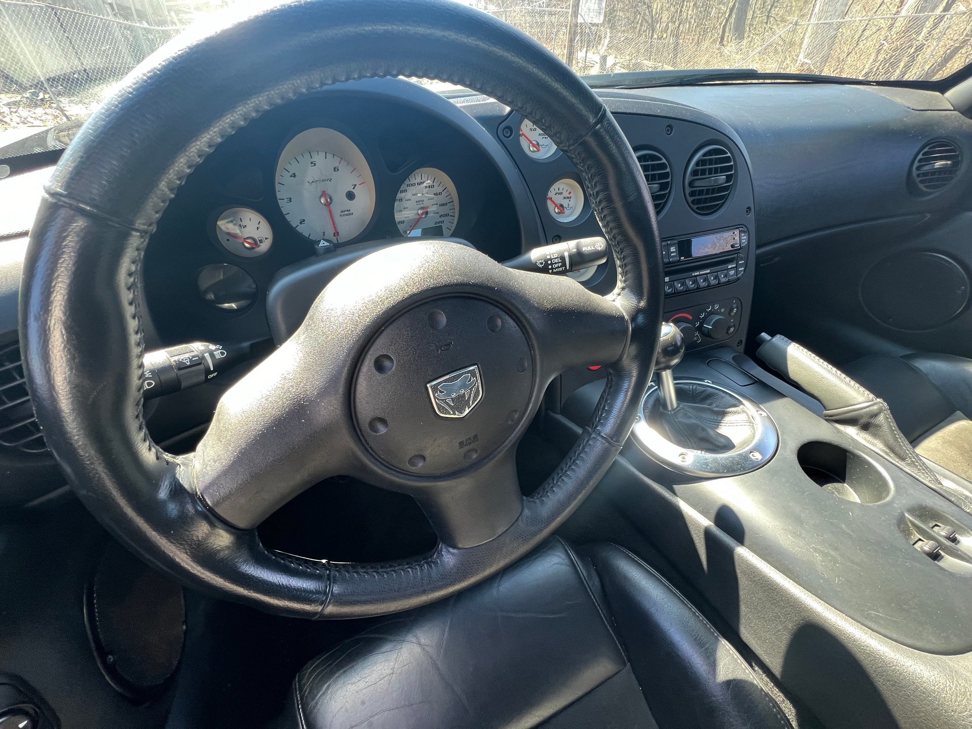 Used 2004 Dodge Viper SRT-10 RWD image 9