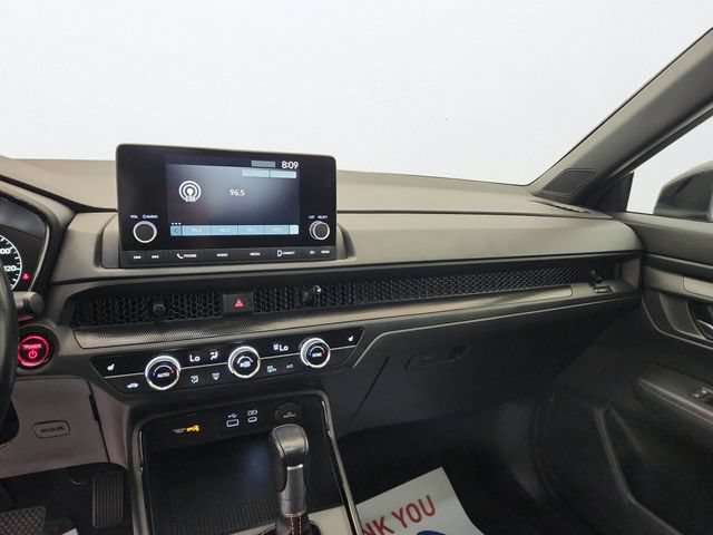 Used 2025 Honda CR-V Sport image 19