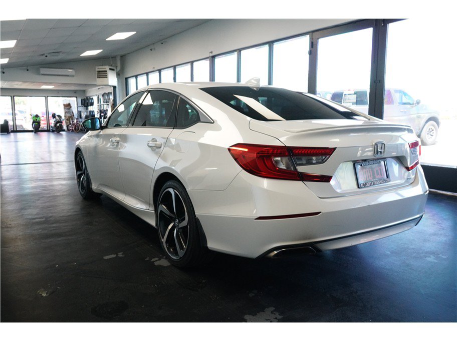 Used 2019 Honda Accord Sport image 5