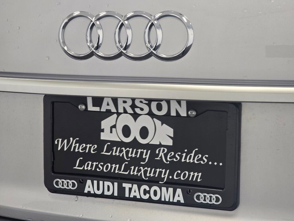 Used 2023 Audi Q5 2.0T Premium w/ Convenience Package image 32