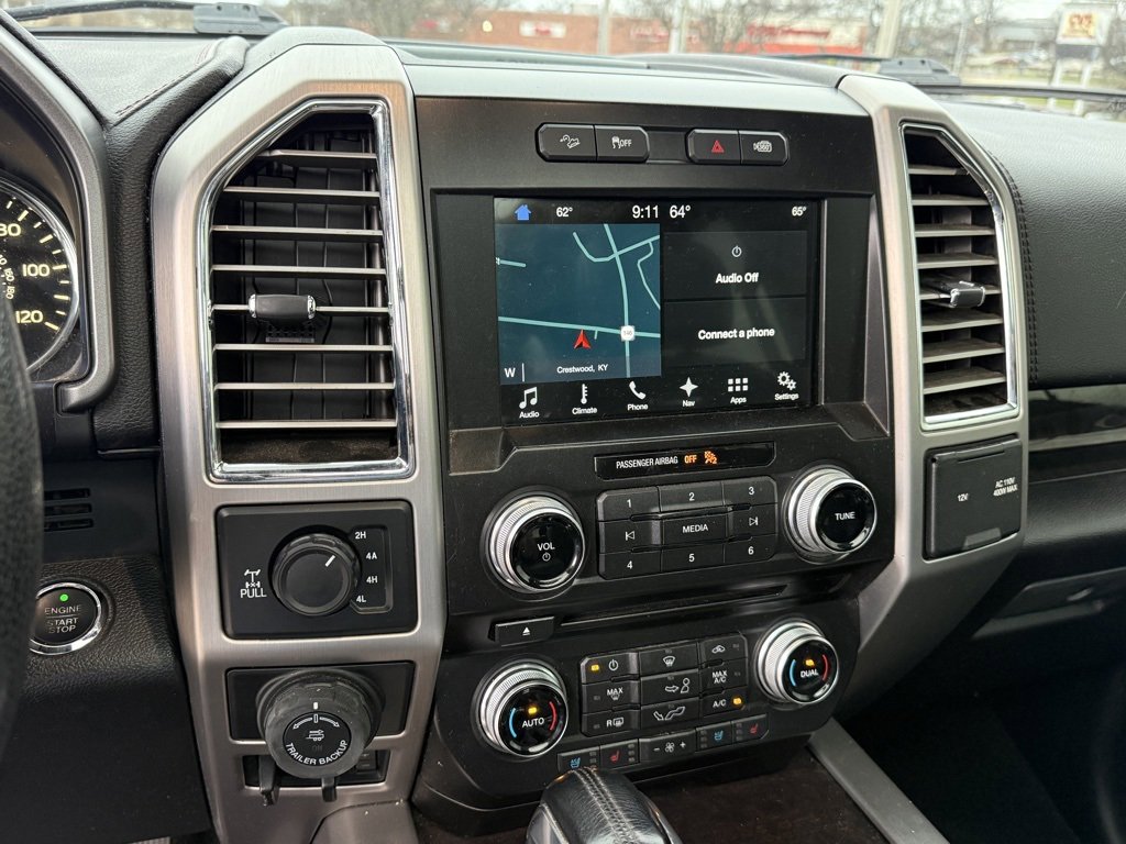 Used 2016 Ford F150 Platinum w/ Equipment Group 701A Luxury image 21