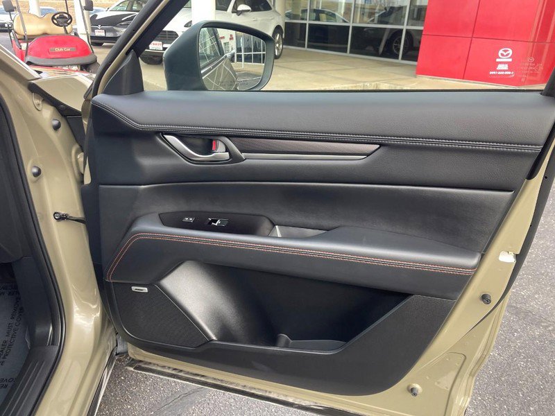 Used 2025 MAZDA CX-5 Carbon Edition image 12