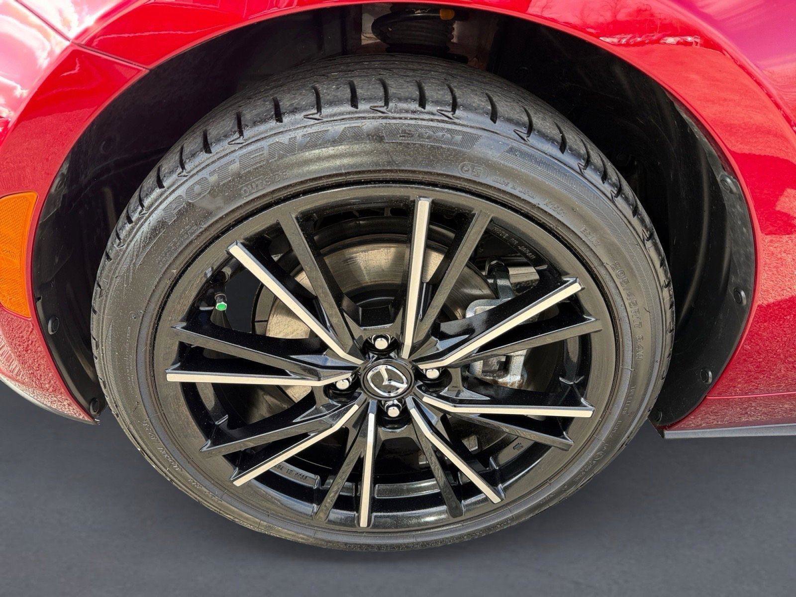 Used 2025 MAZDA MX-5 Miata RF Grand Touring image 9