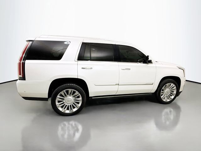 Used 2020 Cadillac Escalade Platinum image 11