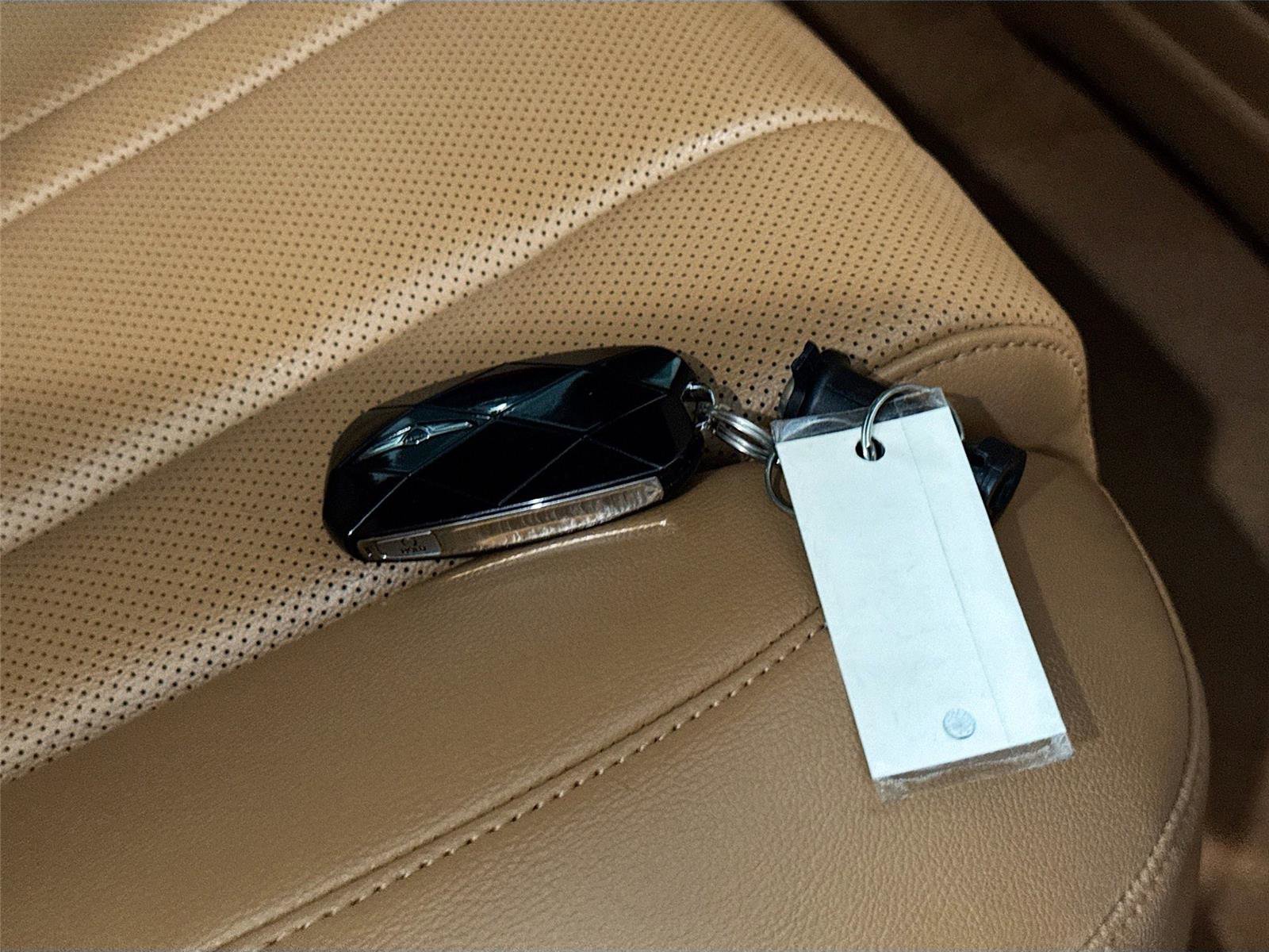 Used 2025 Genesis G80 2.5T Advanced image 26