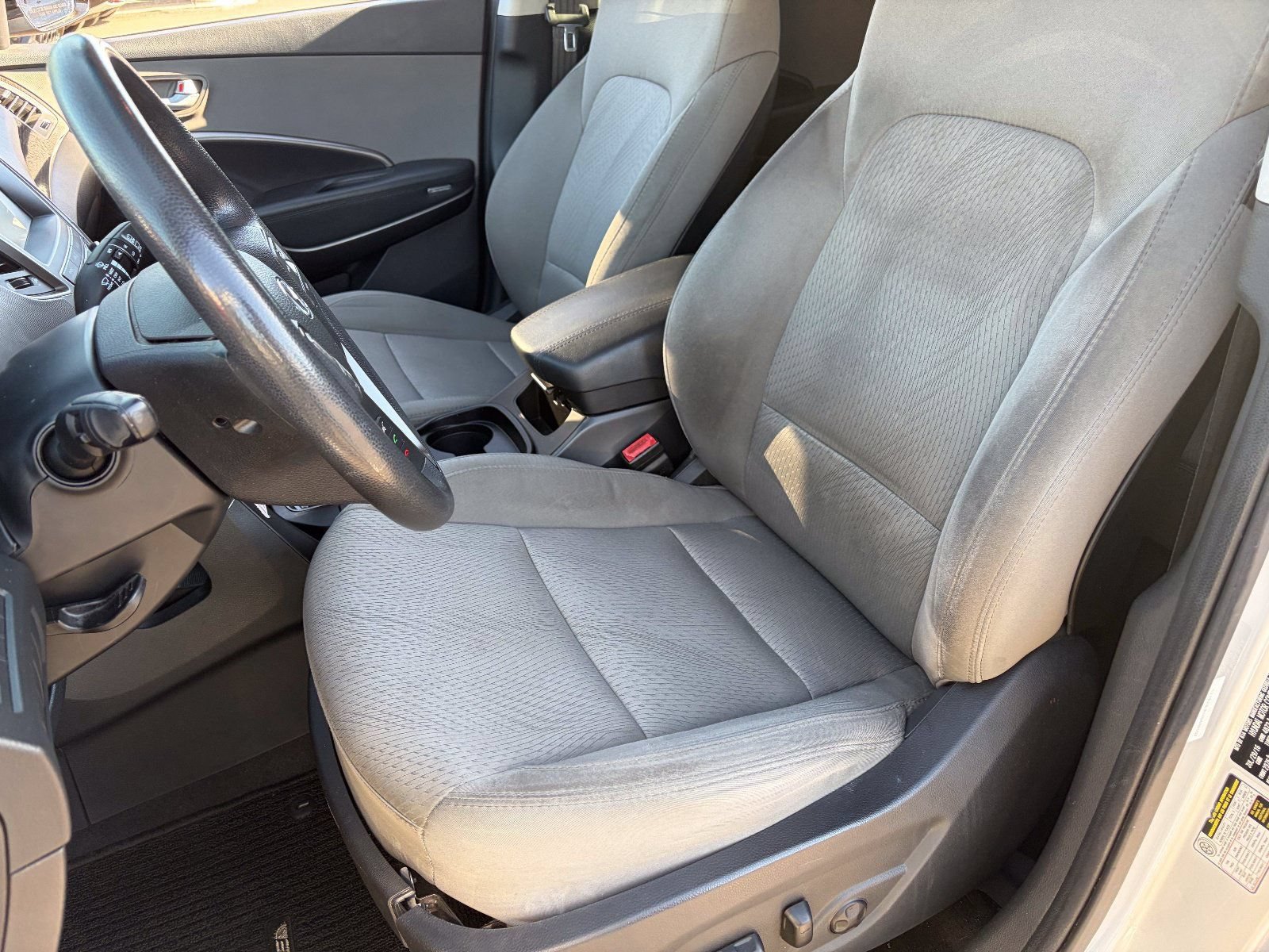 Used 2017 Hyundai Santa Fe Sport FWD image 21