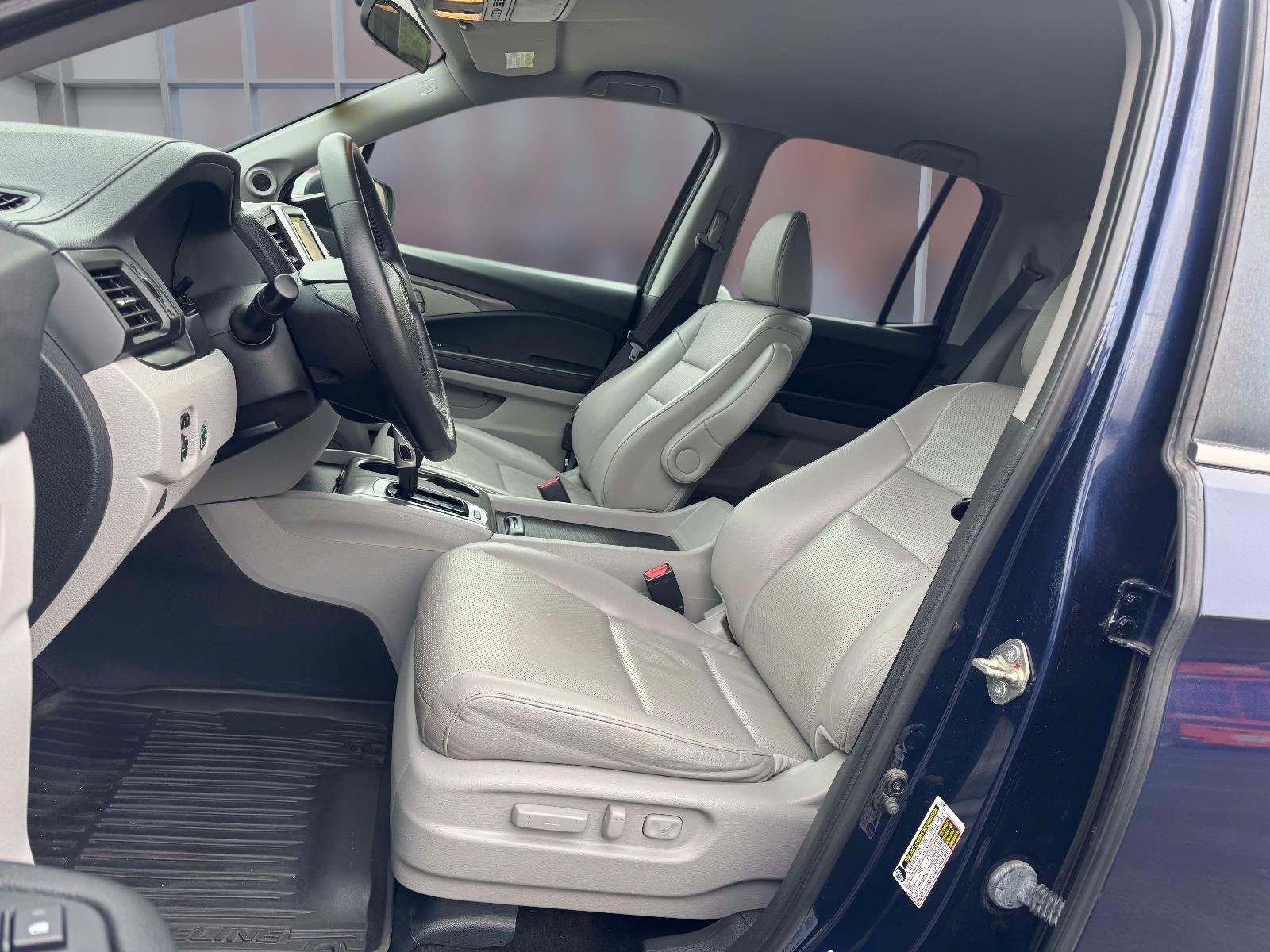 Used 2017 Honda Ridgeline RTL image 13