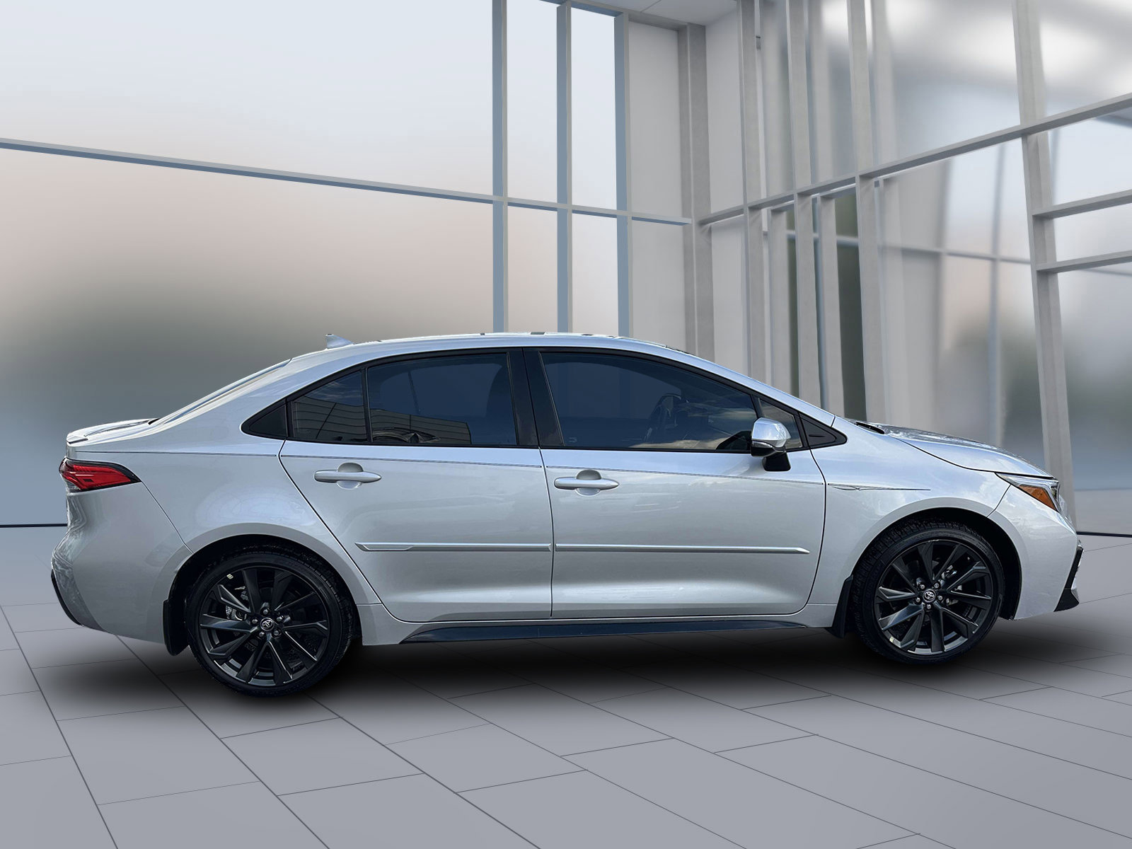 Used 2026 Toyota Corolla SE image 4