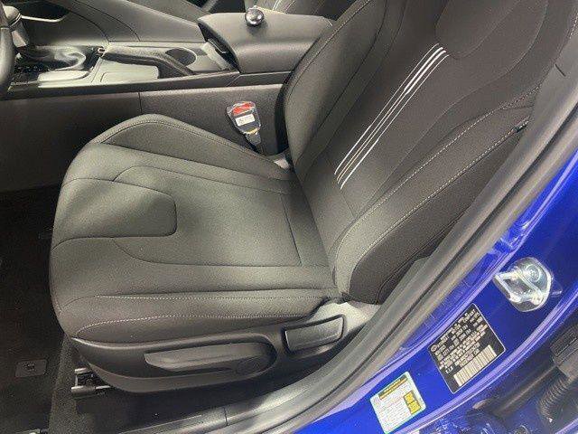 New 2026 Hyundai Elantra Sport image 7